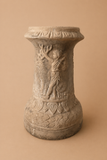 Pedestal neoclásico (forma de renacimiento antiguo)
